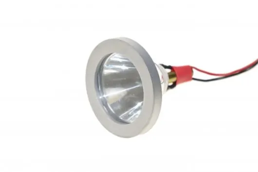 Einbau Scheinwerfer 4,8-6V für 600/700er Helis