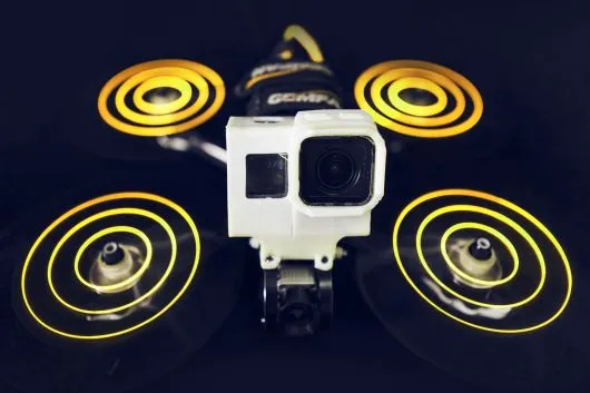 Gemfan Starlight LED Prop 51433L 5,1x4x3x3 3Blatt Propeller mit Elektronik in orange 2xCW und 2xCCW